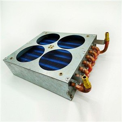 Hladilni kondenzator z bakreno cevjo iz aluminijaste folije