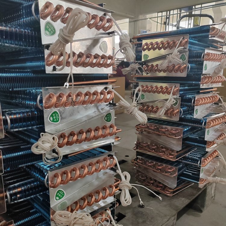 LED Lamp Fin Evaporator